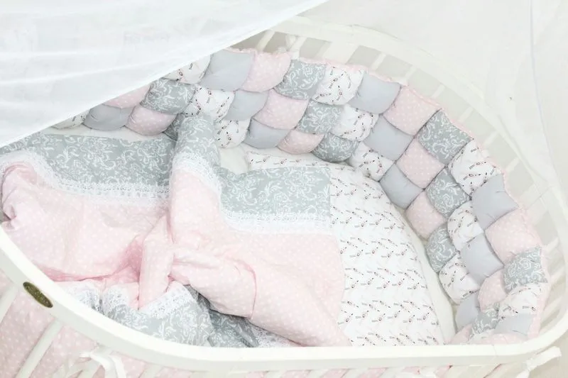 Какой состав одеяла для новорожденных лучше. Одеяло для новорожденных в кроватку. Какое лучше выбрать