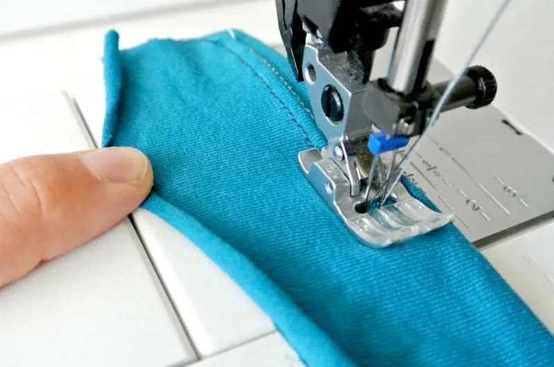 Как правильно шить на швейной машинке. Уроки шитья для начинающих: с чего начинать шить новичку? Видео с уроками мастер-класса